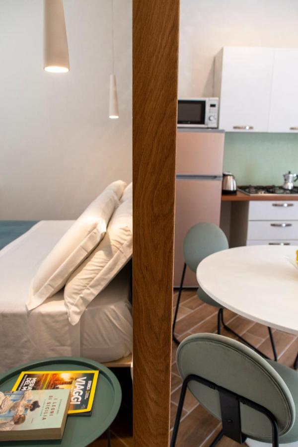 Taonasi Taormina City Apartment Екстер'єр фото